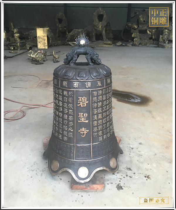 教堂銅鐘的作用和含義(圖2) 1-210Q9100611144.jpg